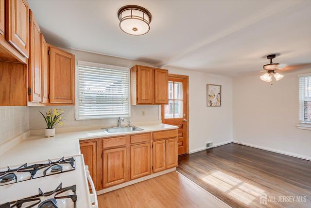 109 Newman Street, Metuchen, NJ 08840