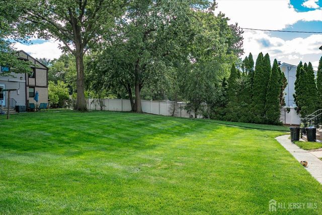 109 Newman Street, Metuchen, NJ 08840
