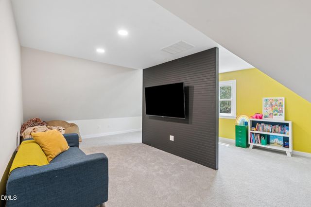211 Forest Brook Drive, Cary, NC 27519