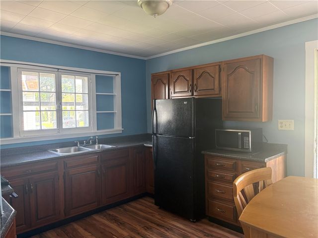 37 Bennett Avenue, Irondequoit, NY 14609