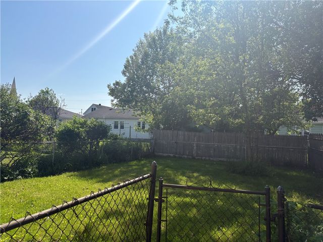 37 Bennett Avenue, Irondequoit, NY 14609