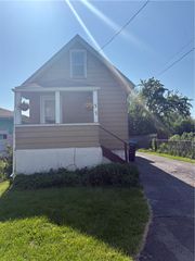 37 Bennett Avenue, Irondequoit, NY 14609