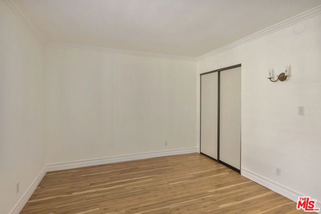 1900 Vine Street 403, Los Angeles, CA 90068