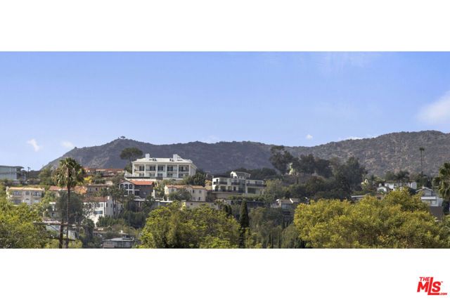 1900 Vine Street 403, Los Angeles, CA 90068