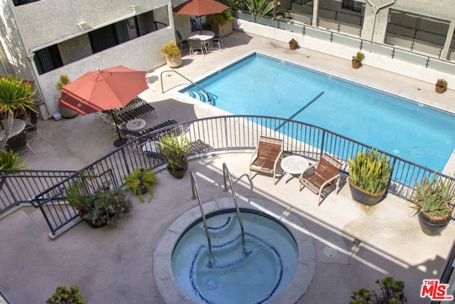 1900 Vine Street 403, Los Angeles, CA 90068
