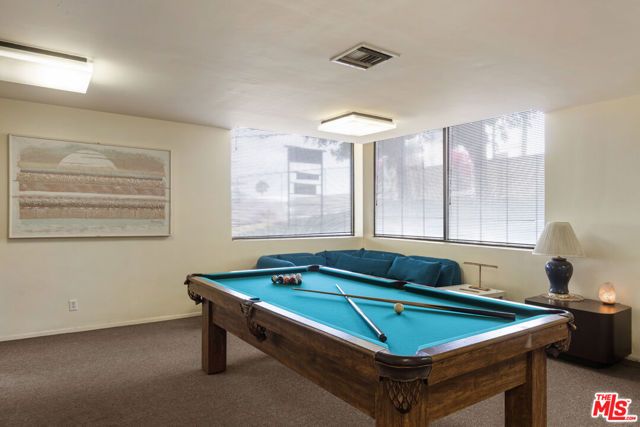 1900 Vine Street 403, Los Angeles, CA 90068