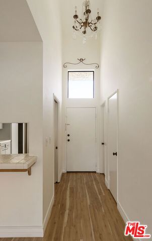1900 Vine Street 403, Los Angeles, CA 90068