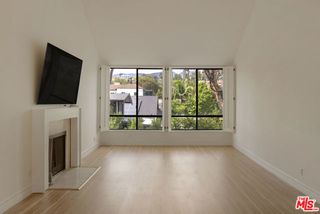 1900 Vine Street 403, Los Angeles, CA 90068