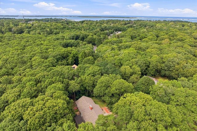114 Carriage Lane, Barnstable, MA 02630
