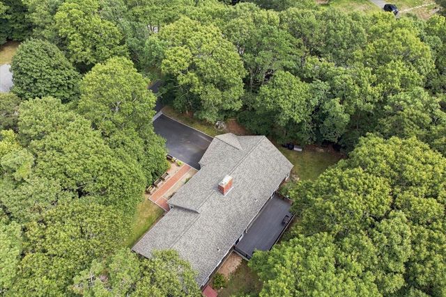 114 Carriage Lane, Barnstable, MA 02630