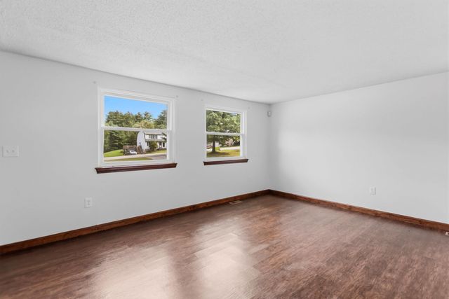 31L Juniper Road, Derry, NH 03038