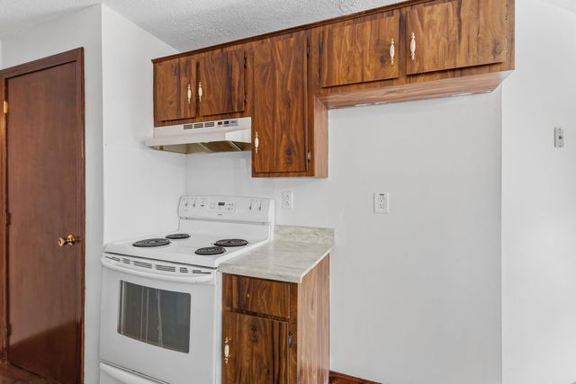 31L Juniper Road, Derry, NH 03038
