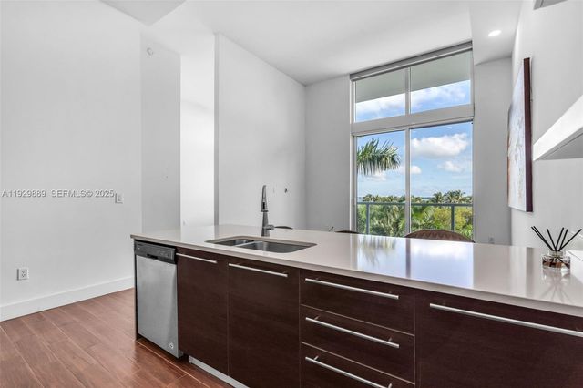 1900 N Bayshore Dr 604, Miami, FL 33132