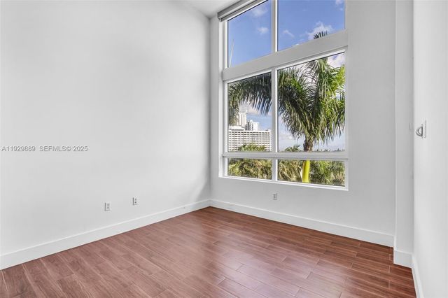 1900 N Bayshore Dr 604, Miami, FL 33132