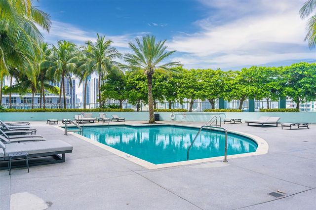 1900 N Bayshore Dr 604, Miami, FL 33132