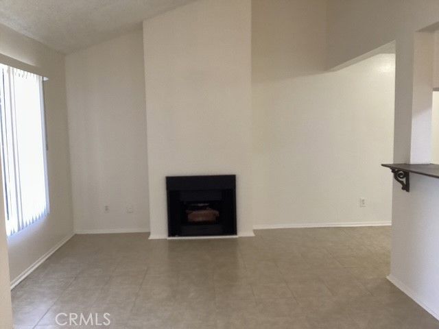 43942 18th Street E 3, Lancaster, CA 93535