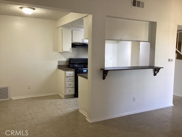 43942 18th Street E 3, Lancaster, CA 93535