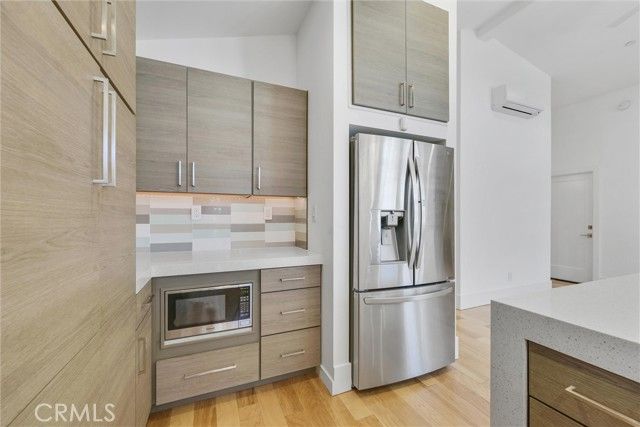 12057 Alberta, Culver City, CA 90230