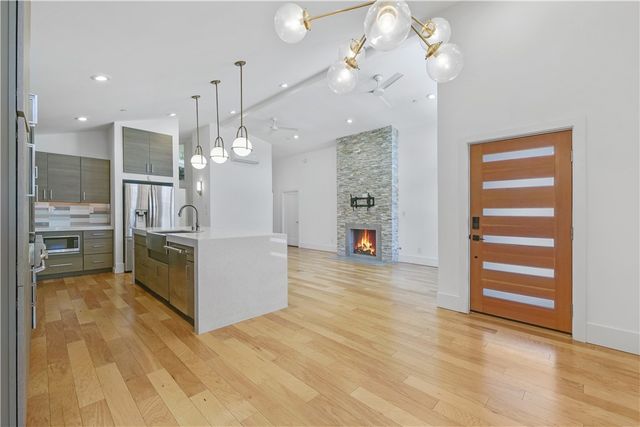 12057 Alberta, Culver City, CA 90230