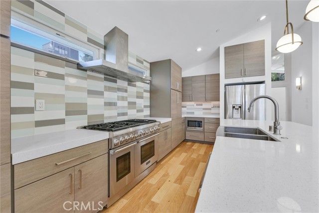 12057 Alberta, Culver City, CA 90230