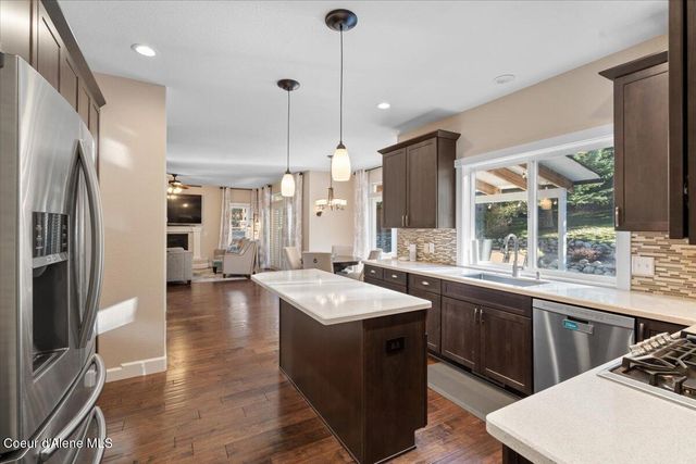 2918 E Point Hayden DR, Hayden, ID 83835