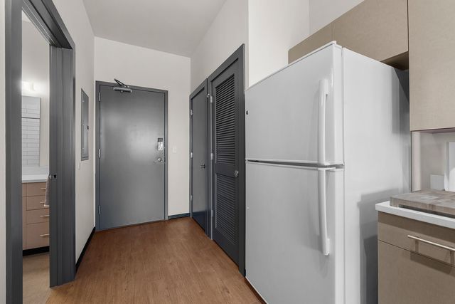 1900 12th Ave S Apt 408, Nashville, TN 37203