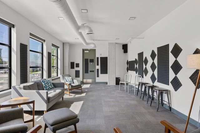 1900 12th Ave S Apt 408, Nashville, TN 37203
