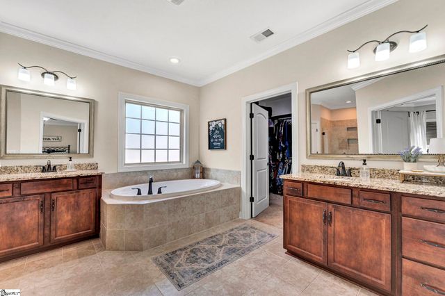 410 Arborwalk Court, Simpsonville, SC 29681
