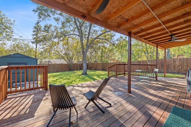 8801 Redfield LN, Austin, TX 78758