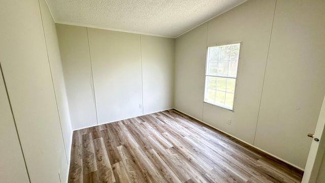 11758 E Old Oak Trail, Willis, TX 77378