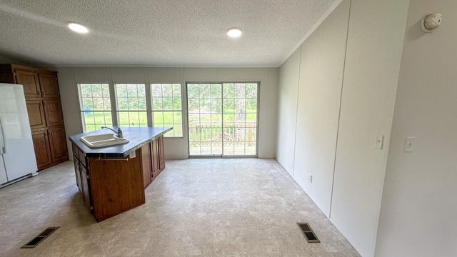 11758 E Old Oak Trail, Willis, TX 77378