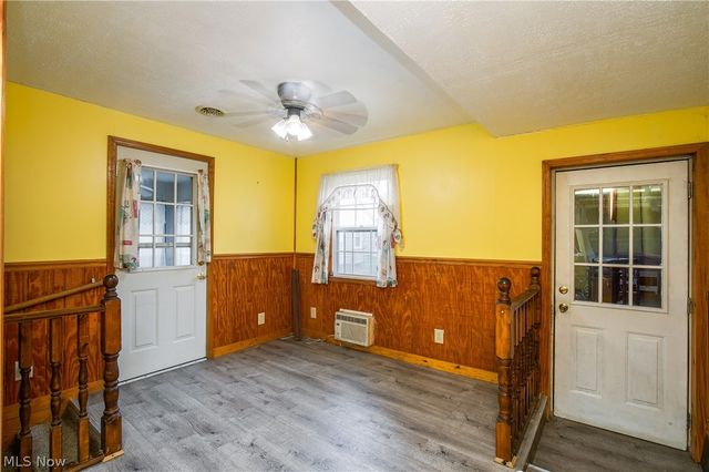 1276 Prospect Street, Barberton, OH 44203