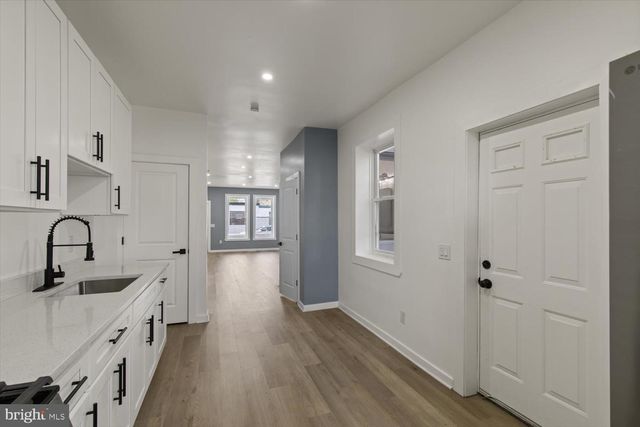 1717 HUNTER STREET, Harrisburg, PA 17104