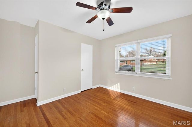 9518 Anchorage Lane, St Louis, MO 63126