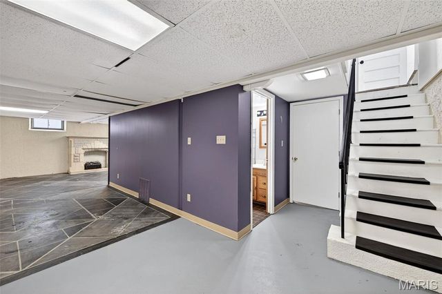 9518 Anchorage Lane, St Louis, MO 63126