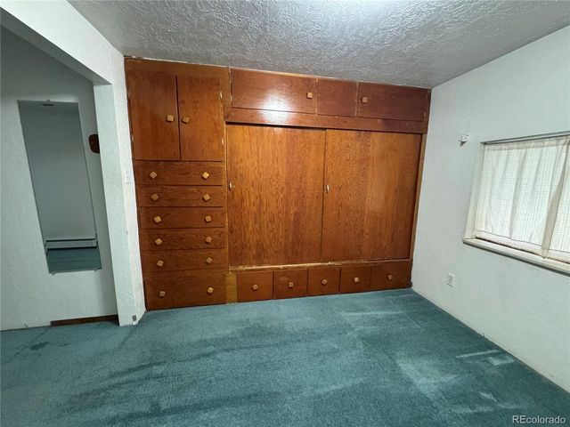 10 N Stewart St, Keenesburg, CO 80643