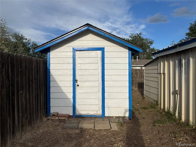 10 N Stewart St, Keenesburg, CO 80643