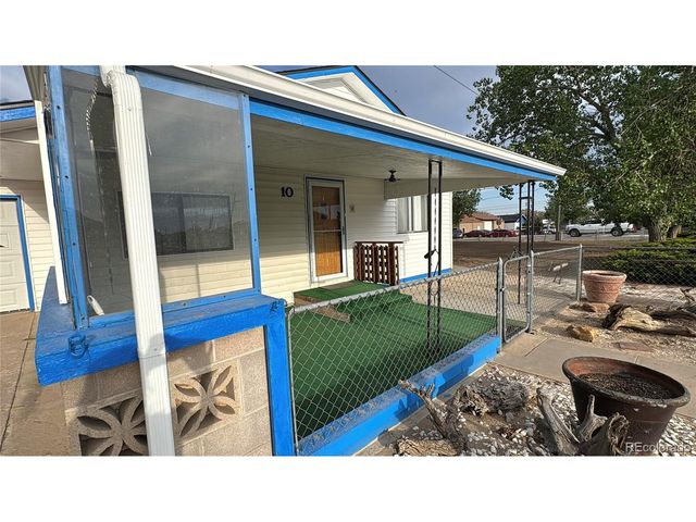 10 N Stewart St, Keenesburg, CO 80643