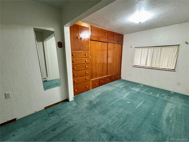 10 N Stewart St, Keenesburg, CO 80643