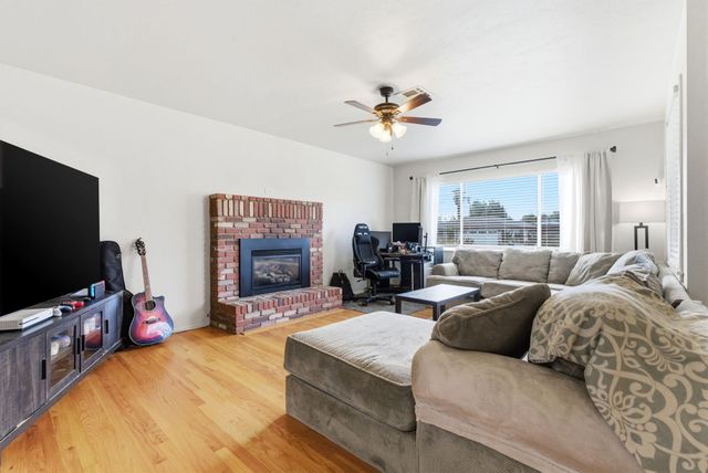 2410 S Locust Street, Visalia, CA 93277