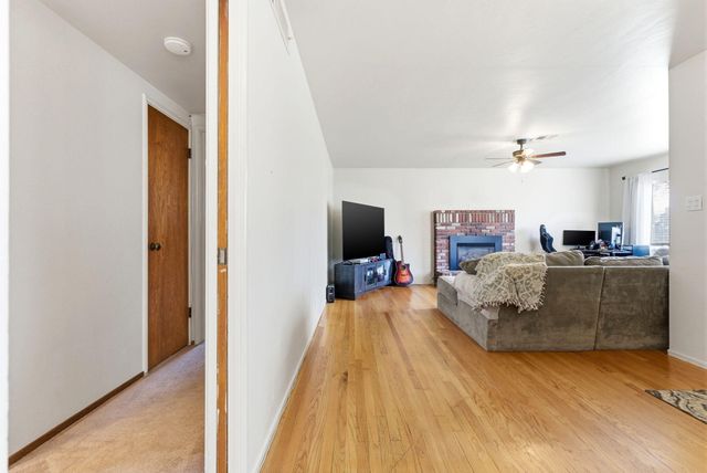 2410 S Locust Street, Visalia, CA 93277