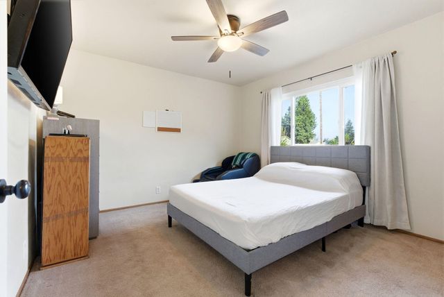 2410 S Locust Street, Visalia, CA 93277