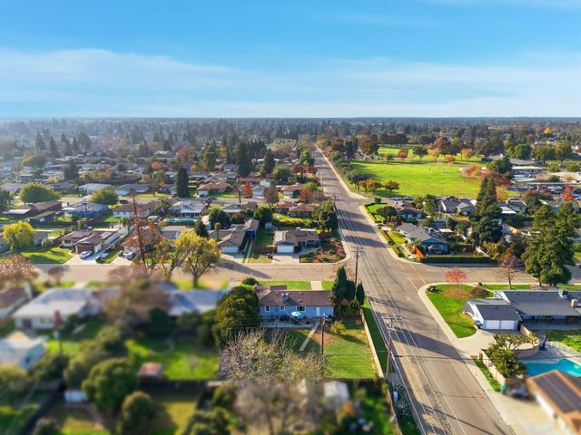 2410 S Locust Street, Visalia, CA 93277