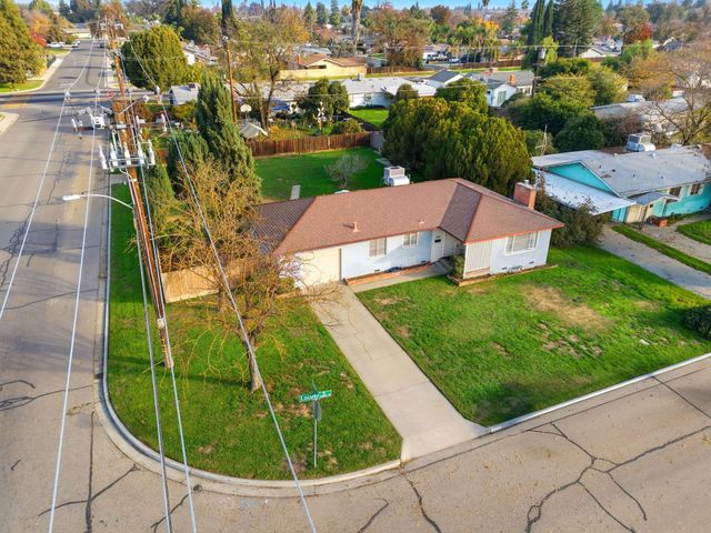 2410 S Locust Street, Visalia, CA 93277
