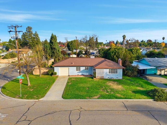 2410 S Locust Street, Visalia, CA 93277