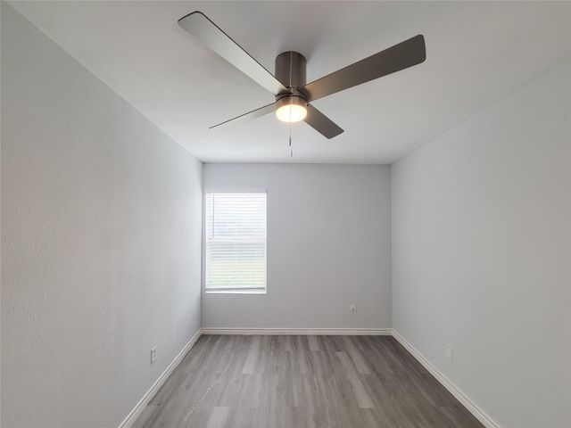 11850 Greencanyon Drive, Houston, TX 77044