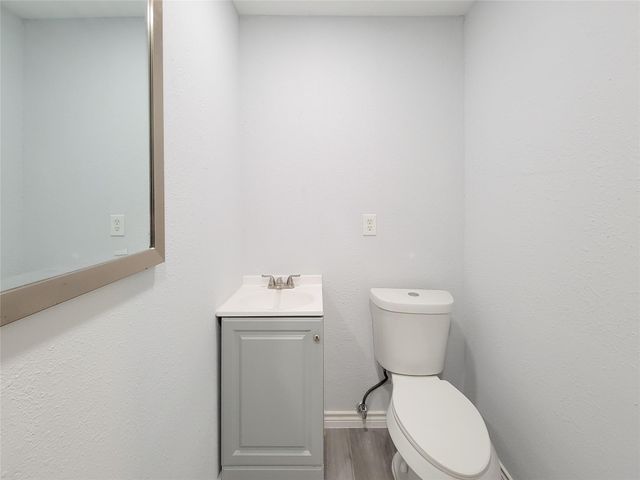 11850 Greencanyon Drive, Houston, TX 77044