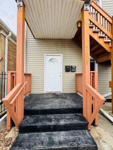 2123 N Mango Avenue 1, Chicago, IL 60639