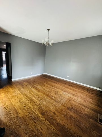 2123 N Mango Avenue 1, Chicago, IL 60639