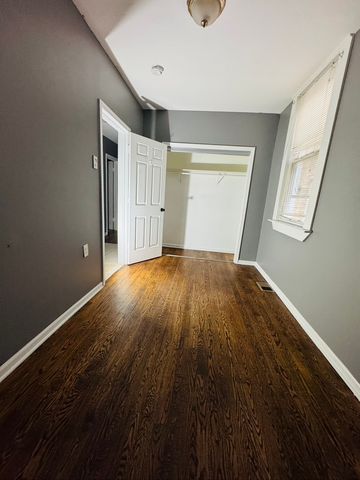 2123 N Mango Avenue 1, Chicago, IL 60639